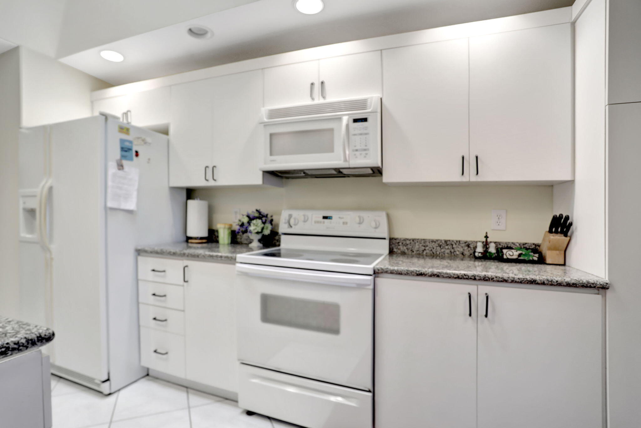 7472 La Paz #302, Boca Raton FL 33433
