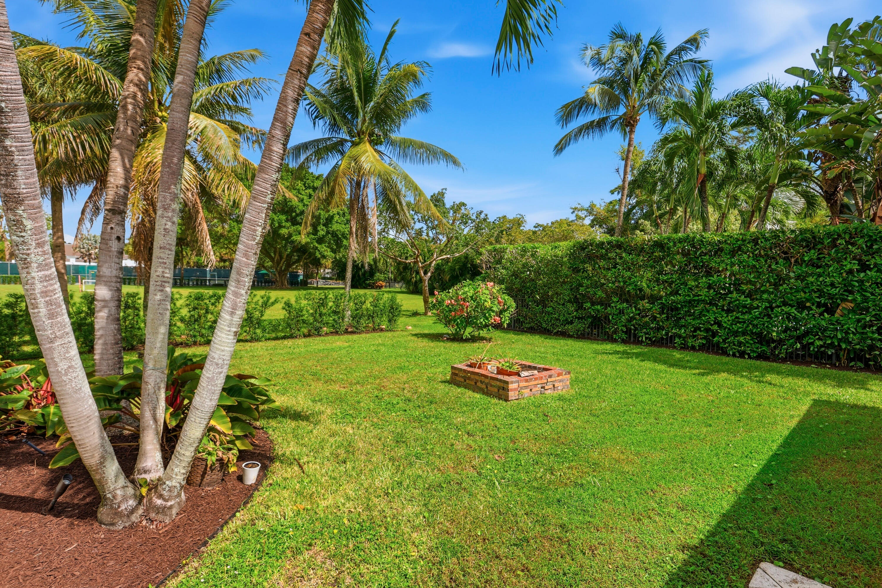 2919 Banyan Blvd, Boca Raton FL 33431
