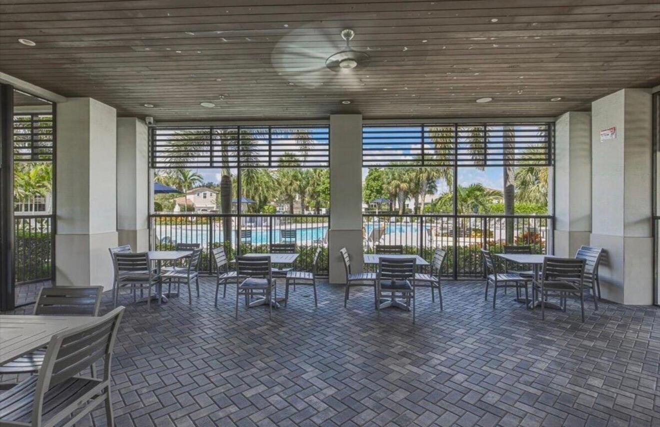 4228 VELEIROS, Deerfield Beach FL 33064