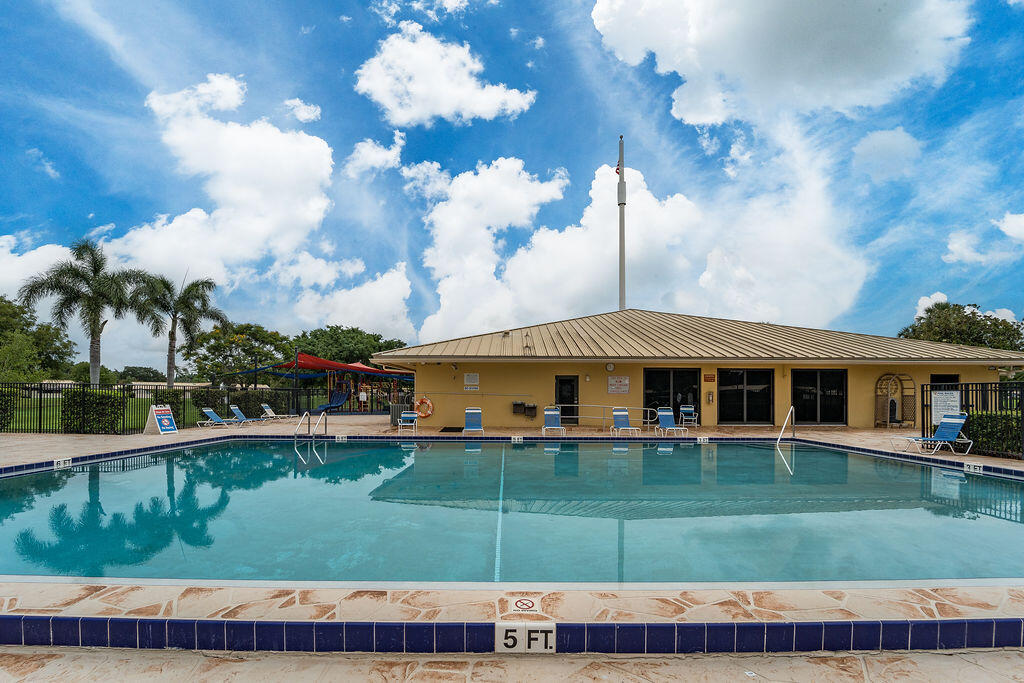 5950 Golden Eagle, Palm Beach Gardens FL 33418