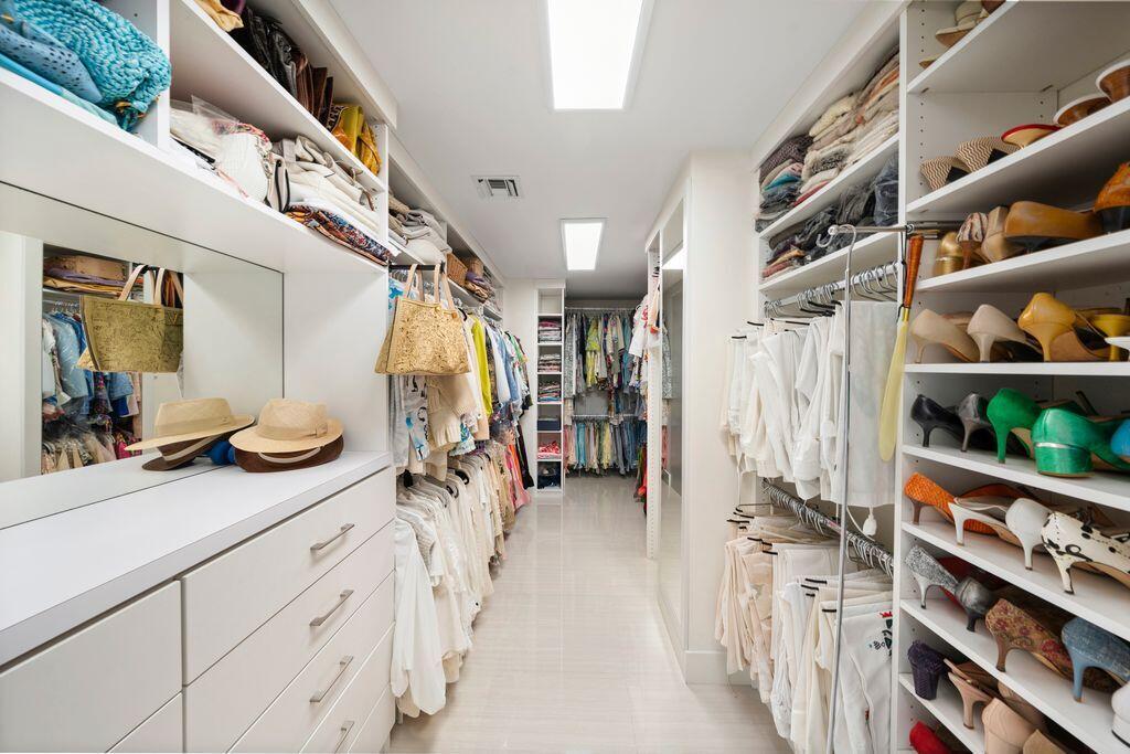20155 Boca W #A204, Boca Raton FL 33434