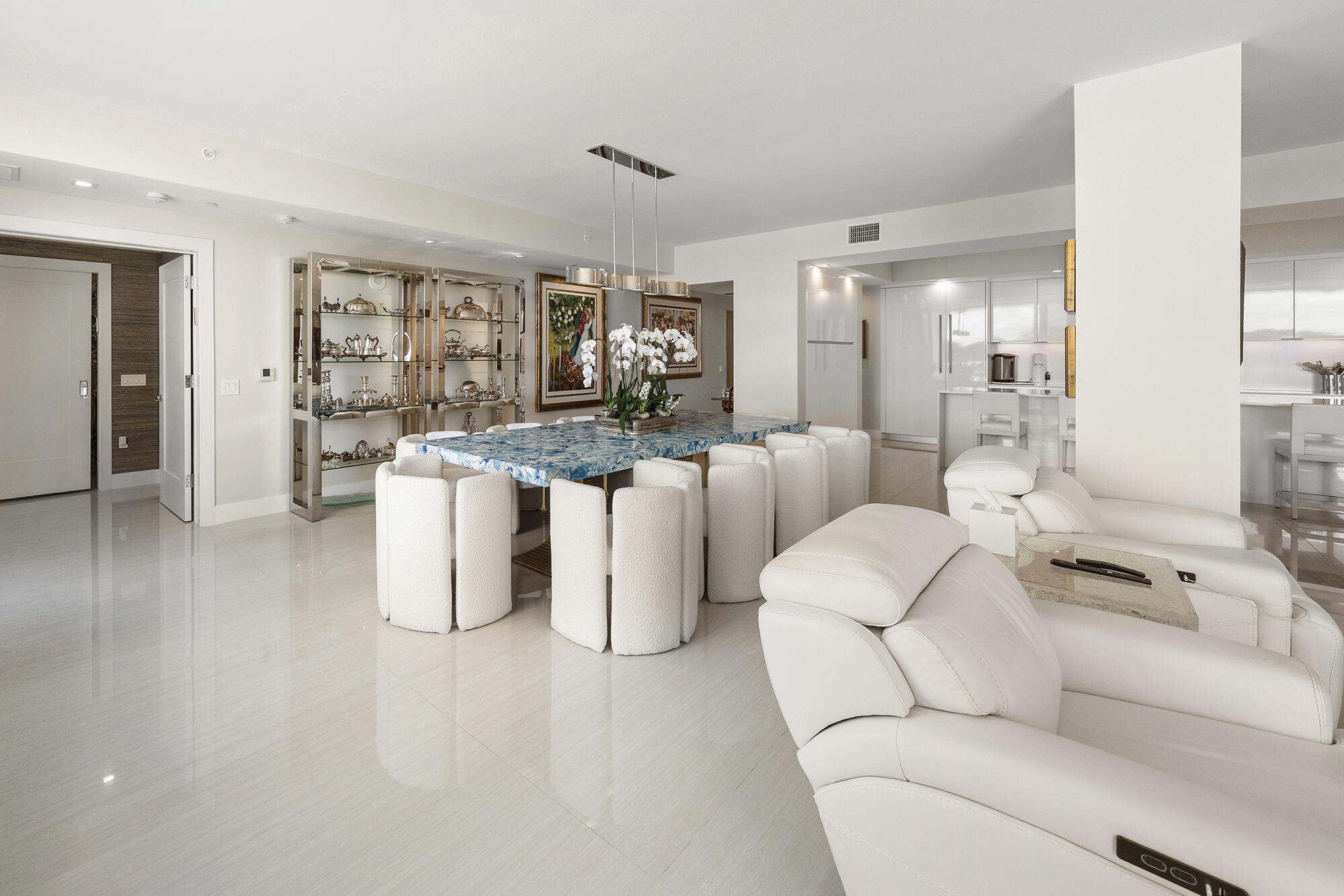 20155 Boca W #A204, Boca Raton FL 33434