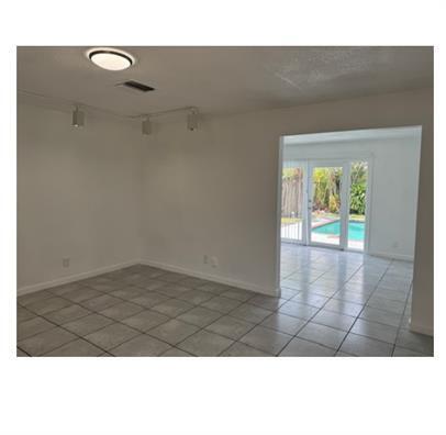 8211 NW 66th, Tamarac FL 33321