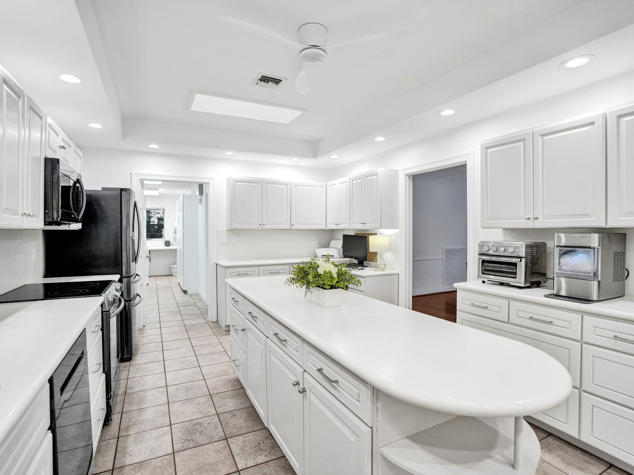 2600 NE 21st, Fort Lauderdale FL 33305