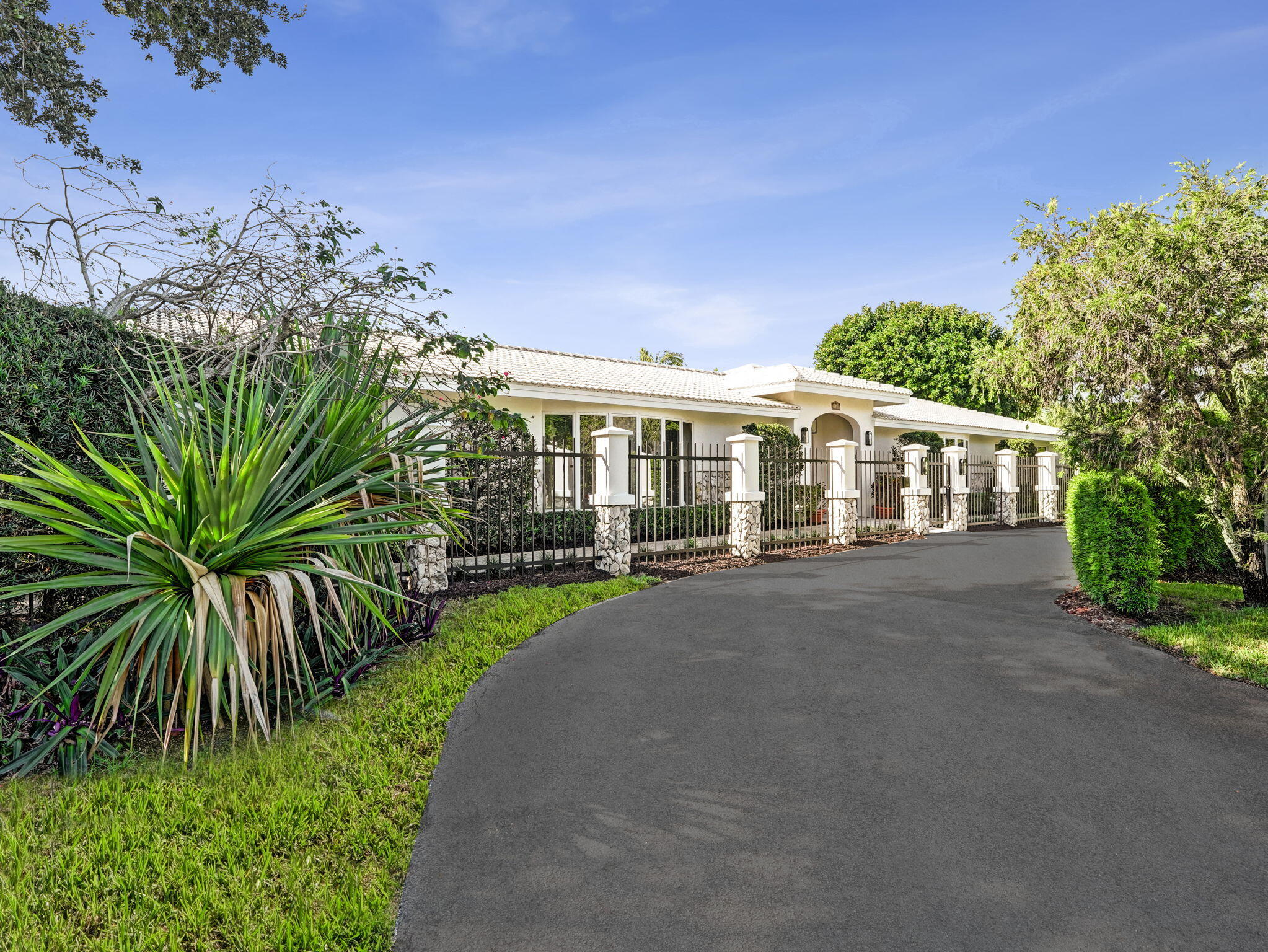 2600 NE 21st, Fort Lauderdale FL 33305