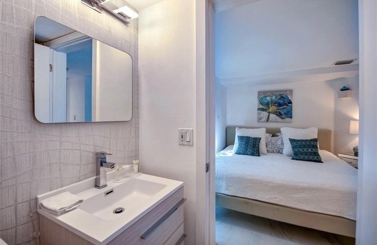 28 PELICAN, Fort Lauderdale FL 33301