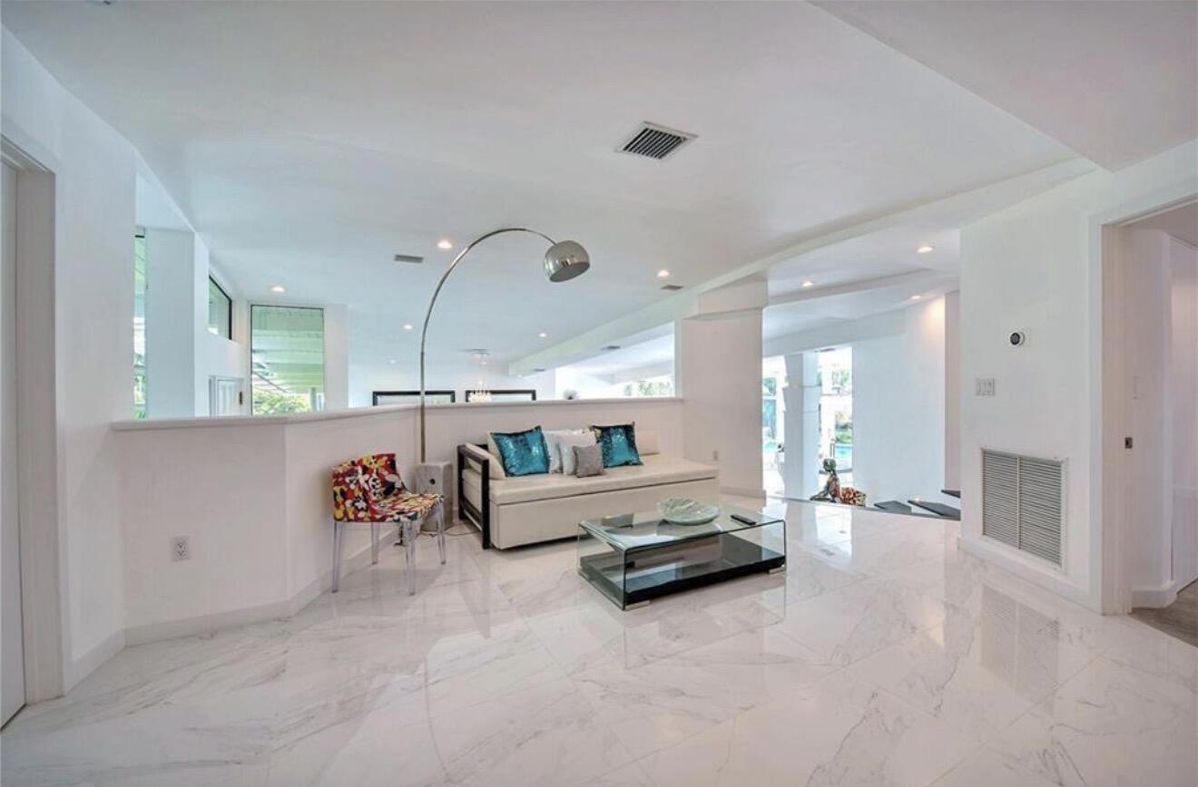28 PELICAN, Fort Lauderdale FL 33301