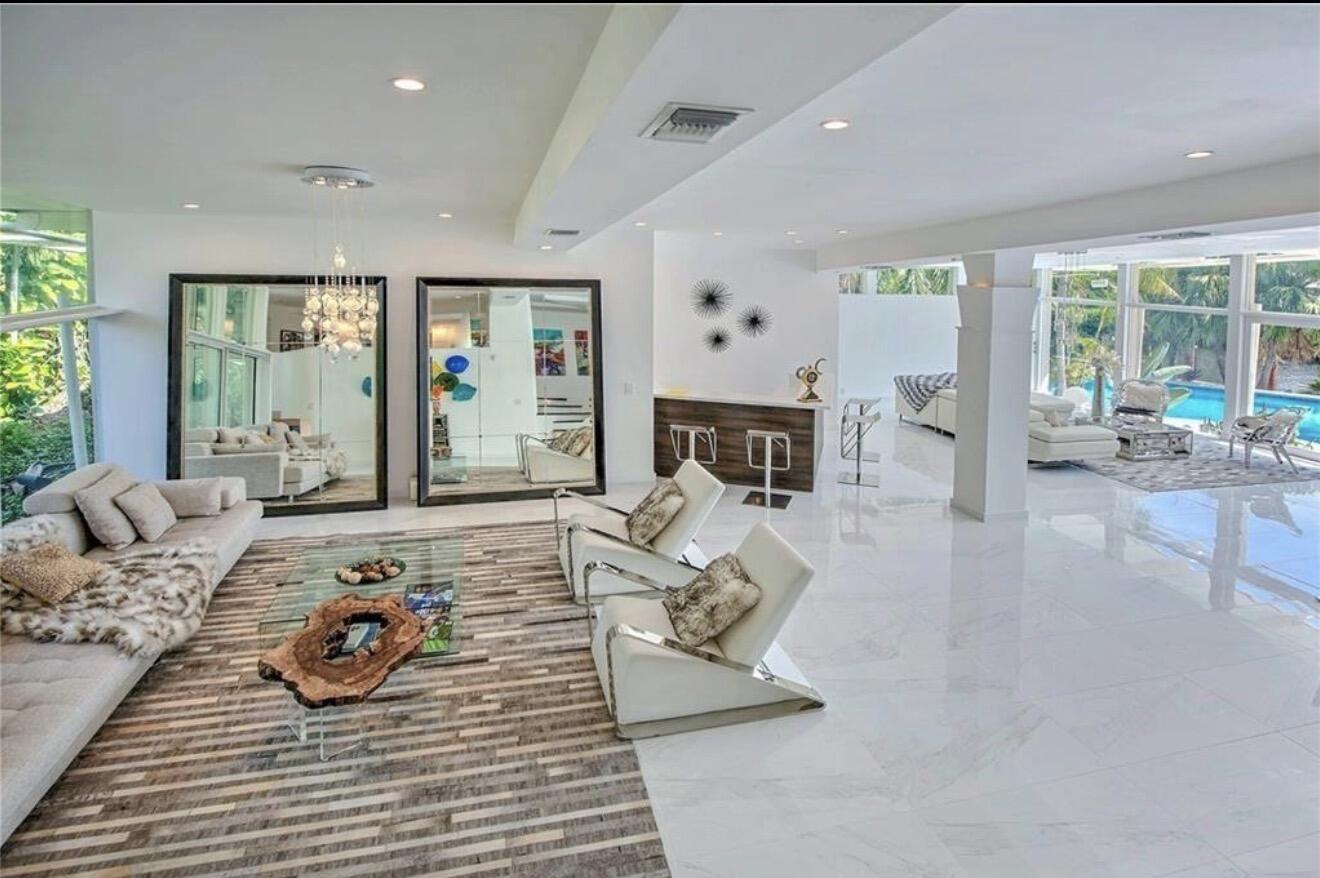 28 PELICAN, Fort Lauderdale FL 33301