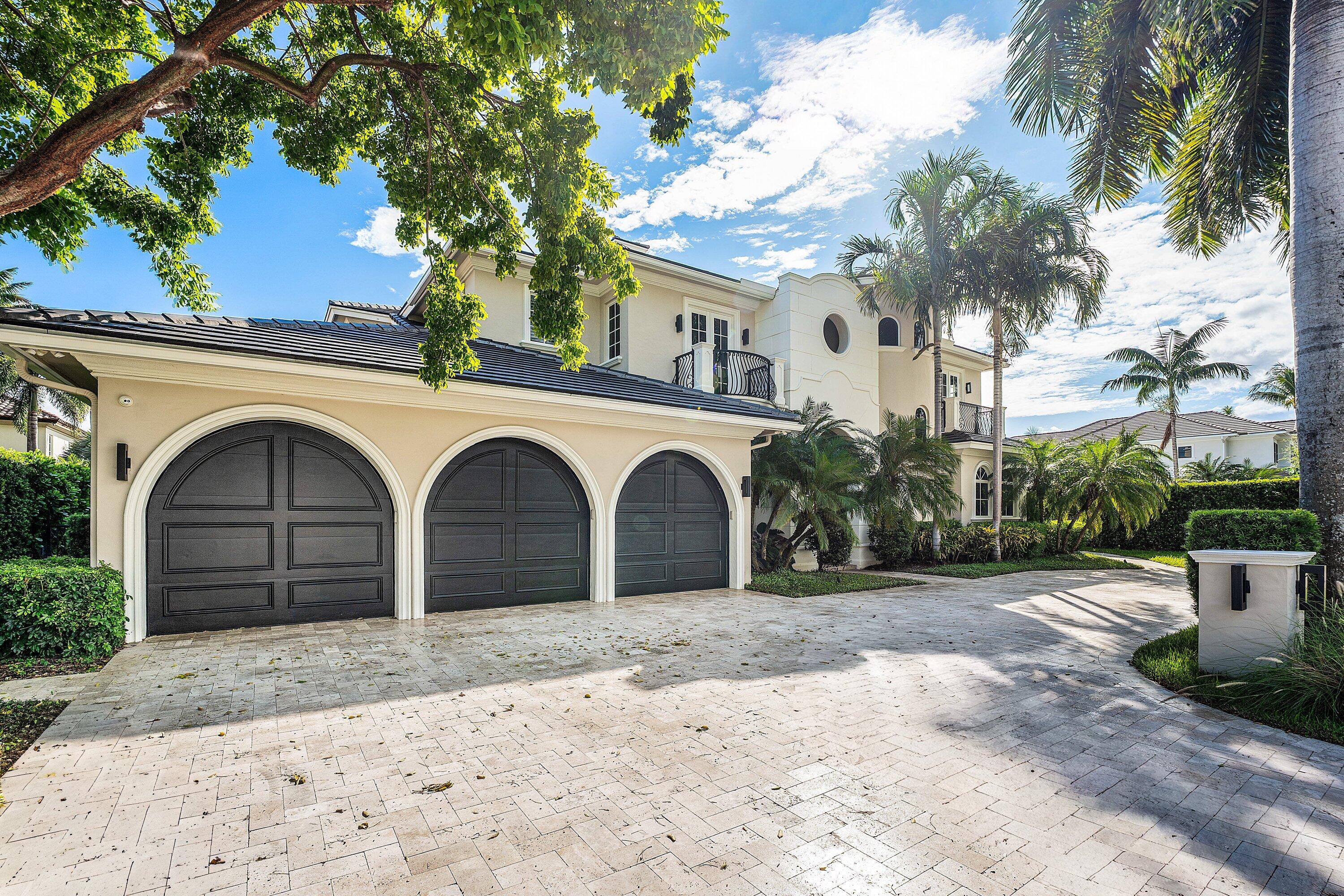 282 PRINCESS PALM, Boca Raton FL 33432