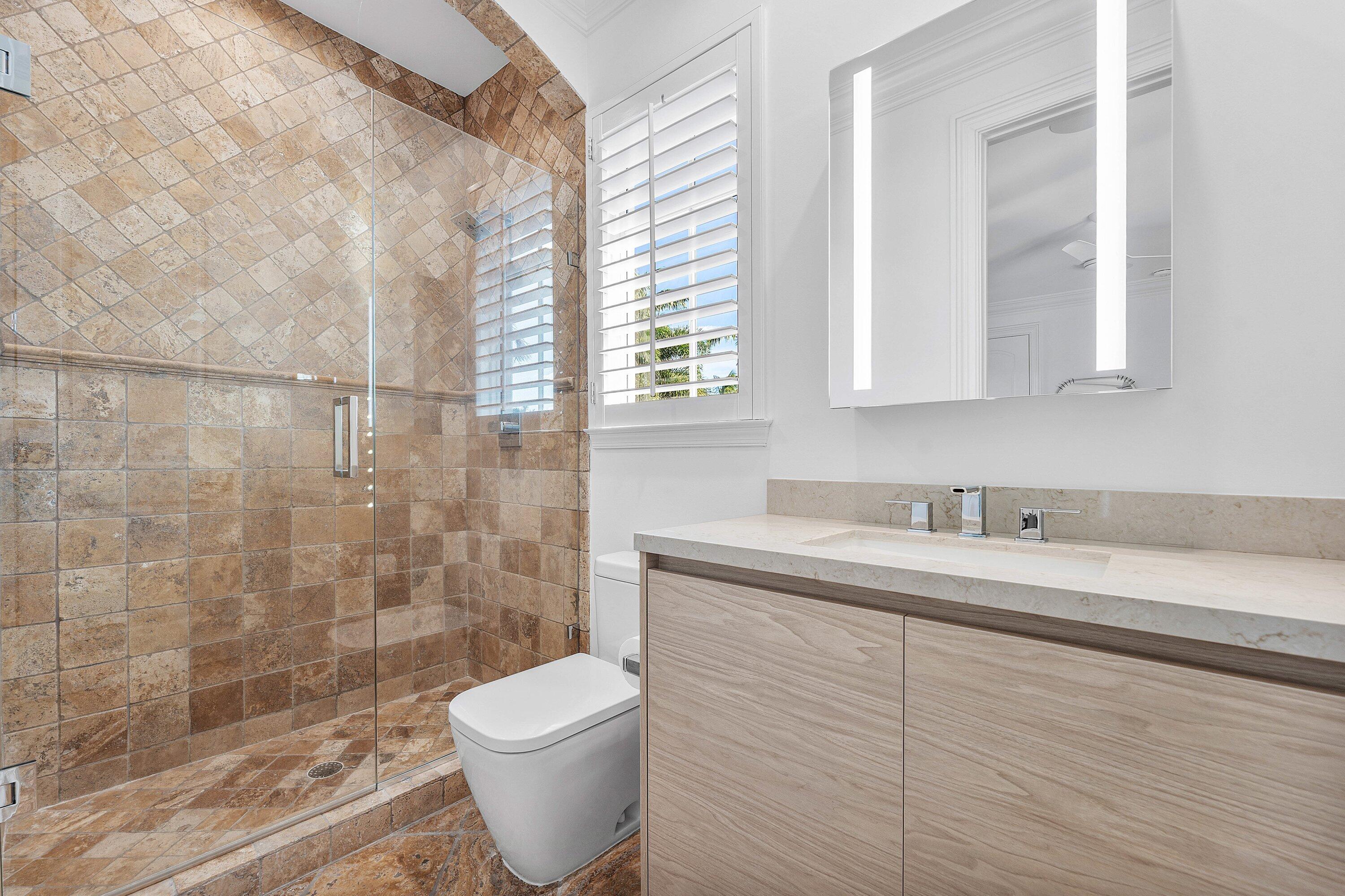 282 PRINCESS PALM, Boca Raton FL 33432