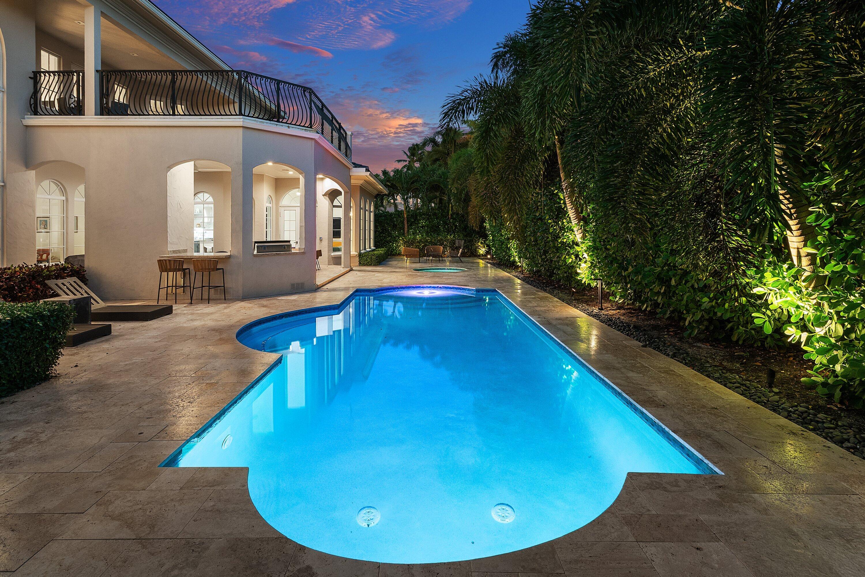 282 PRINCESS PALM, Boca Raton FL 33432