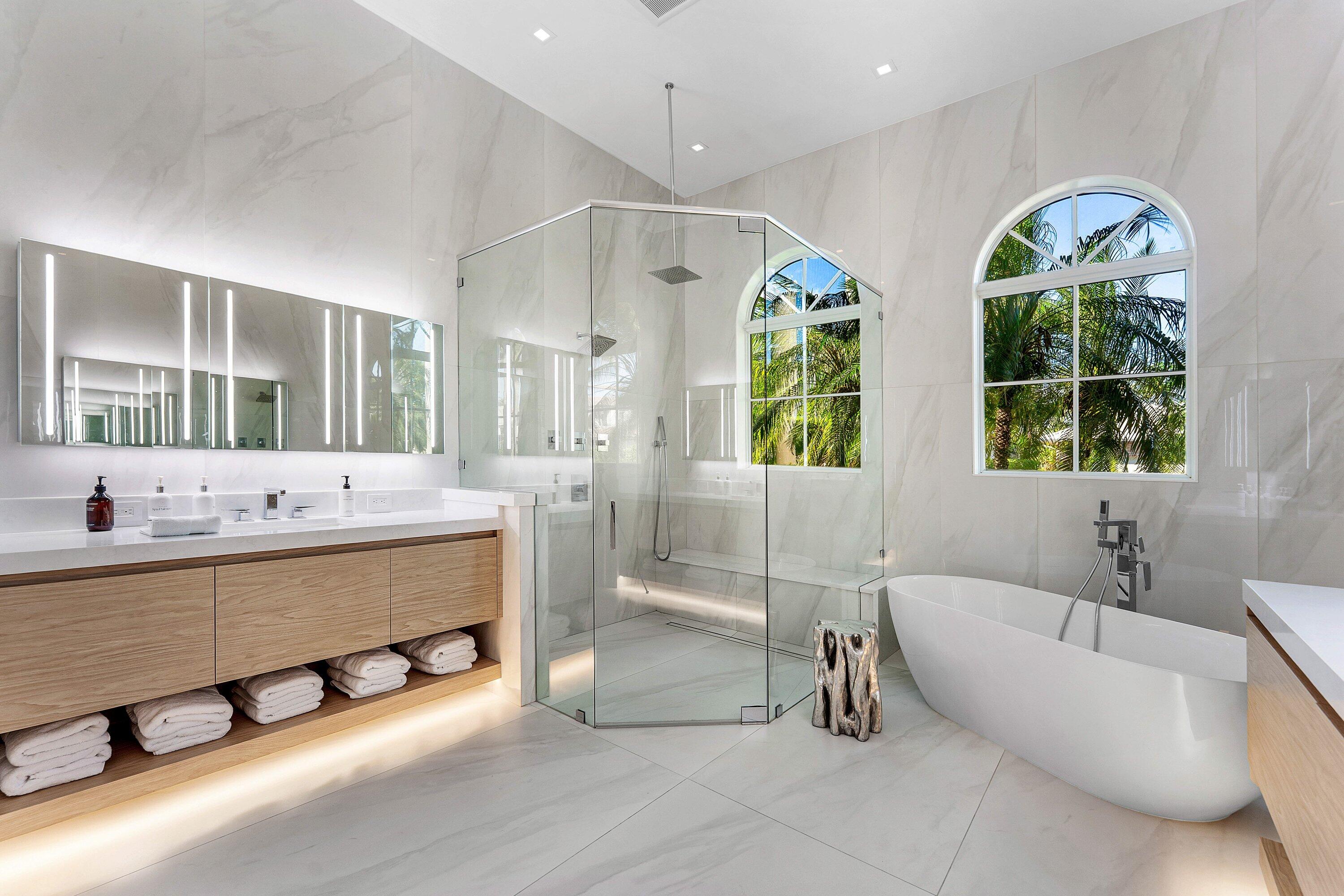 282 PRINCESS PALM, Boca Raton FL 33432
