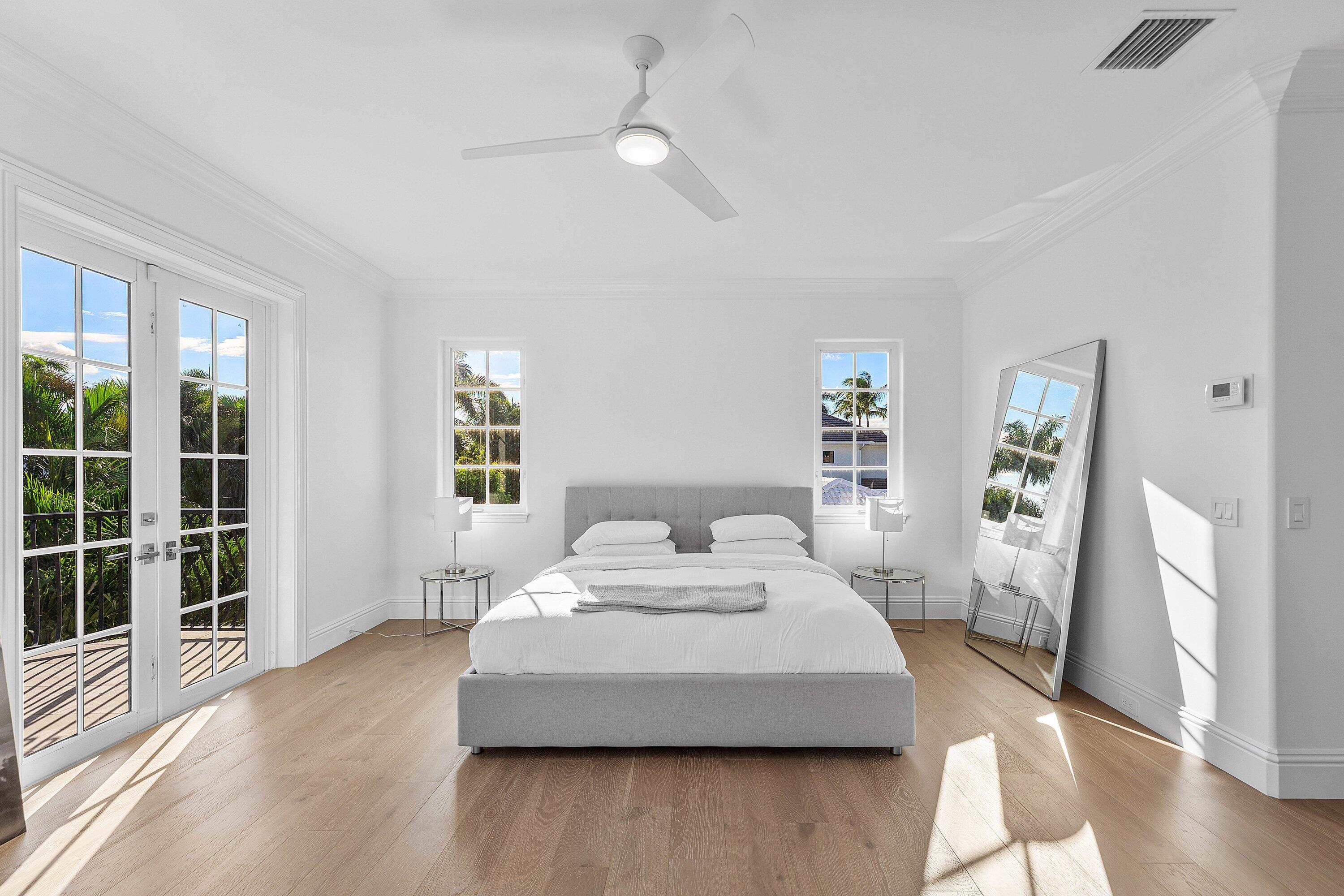 282 PRINCESS PALM, Boca Raton FL 33432