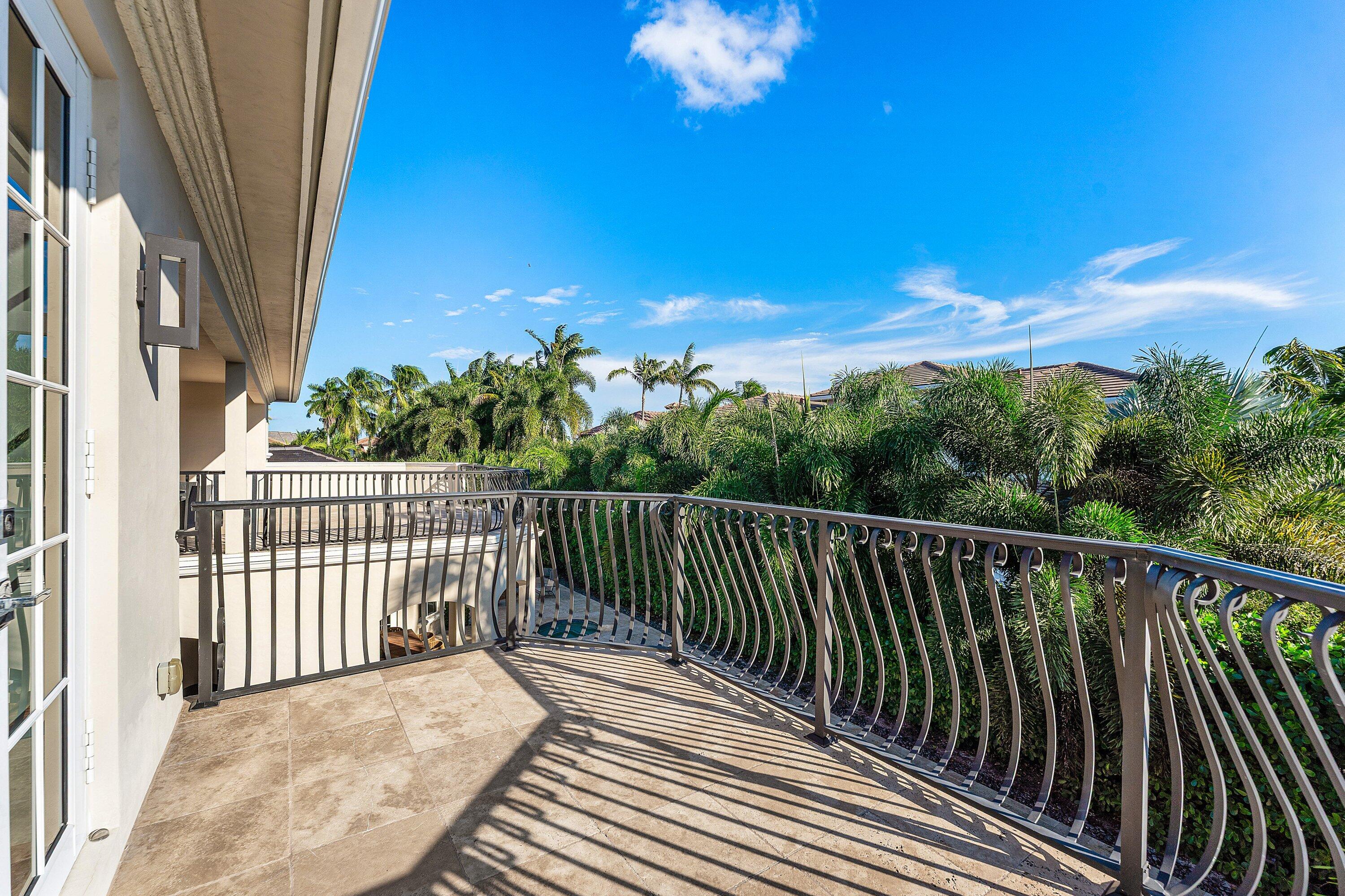 282 PRINCESS PALM, Boca Raton FL 33432