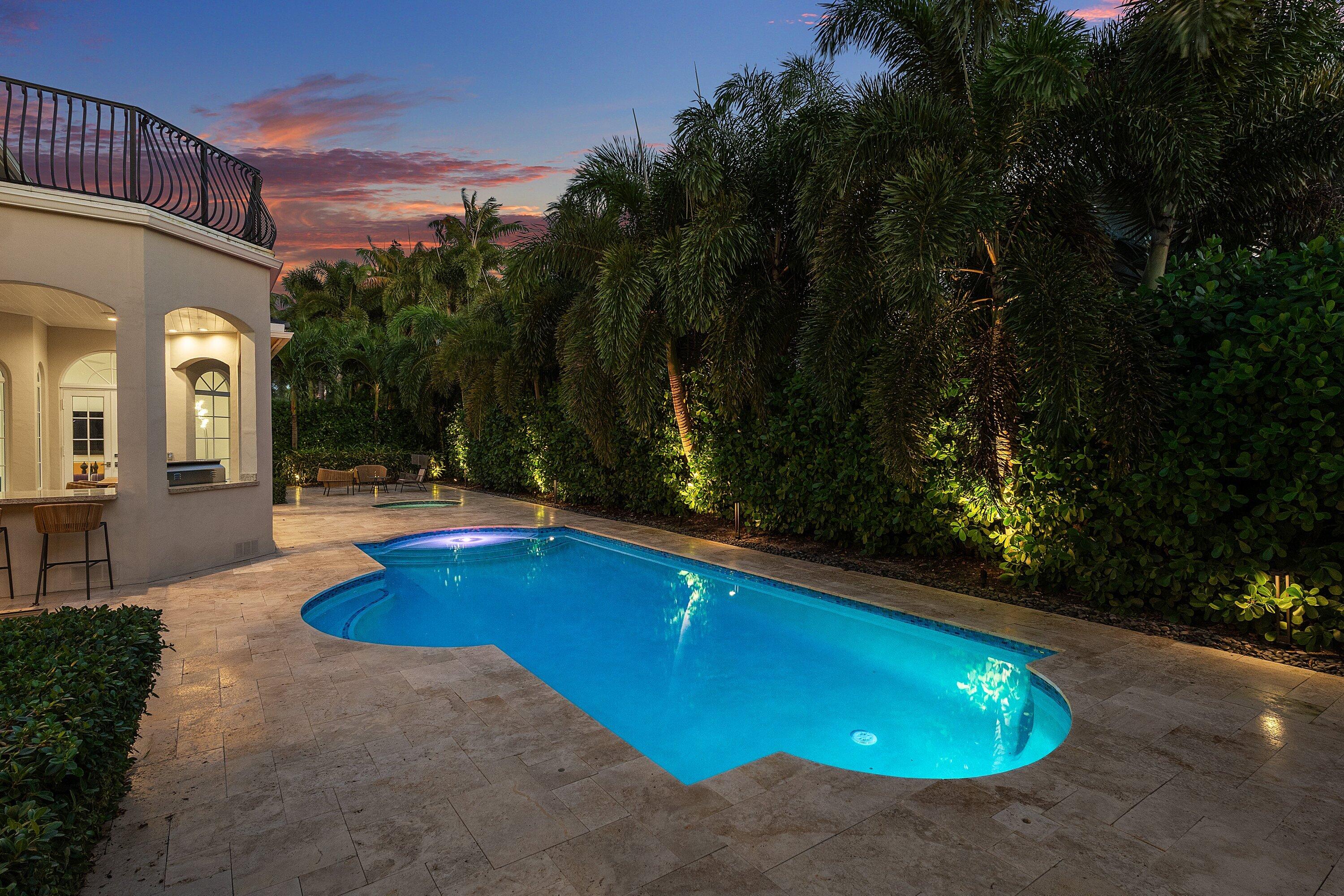 282 PRINCESS PALM, Boca Raton FL 33432
