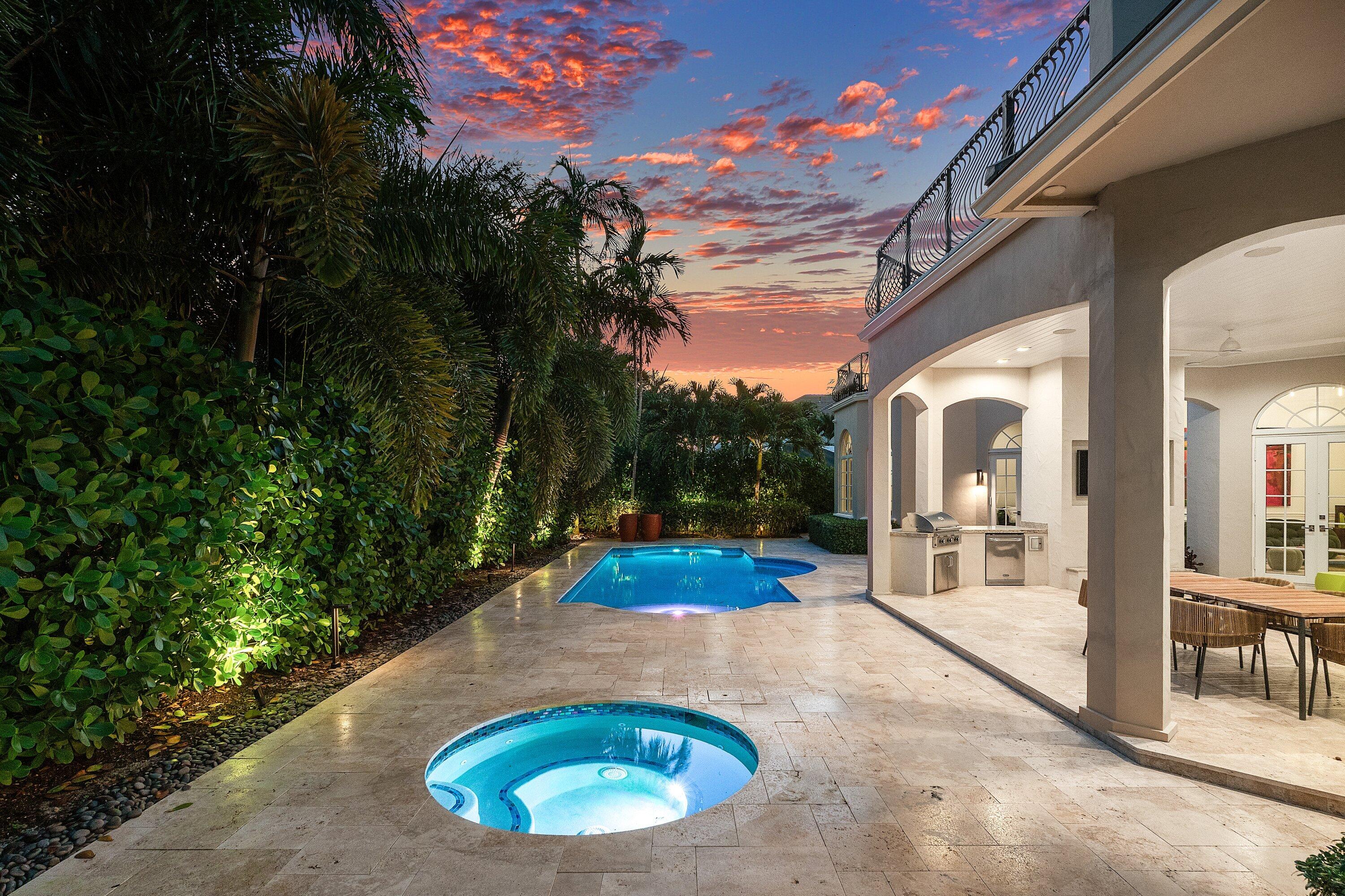 282 PRINCESS PALM, Boca Raton FL 33432