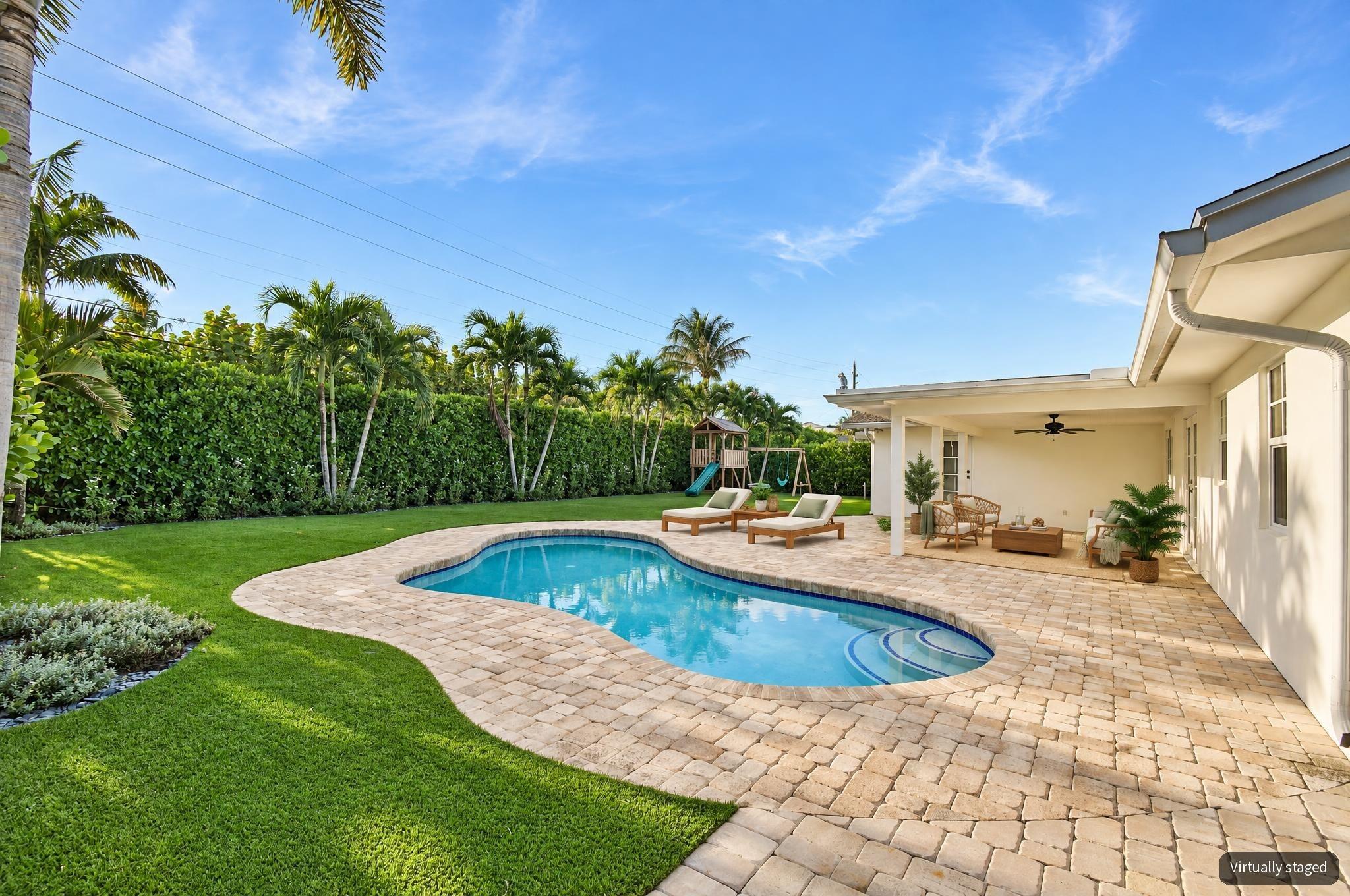 215 GOLFVIEW, Tequesta FL 33469