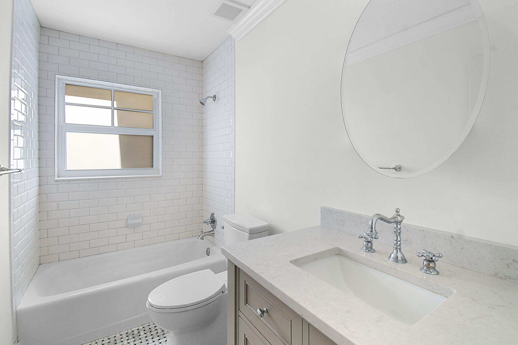 215 GOLFVIEW, Tequesta FL 33469