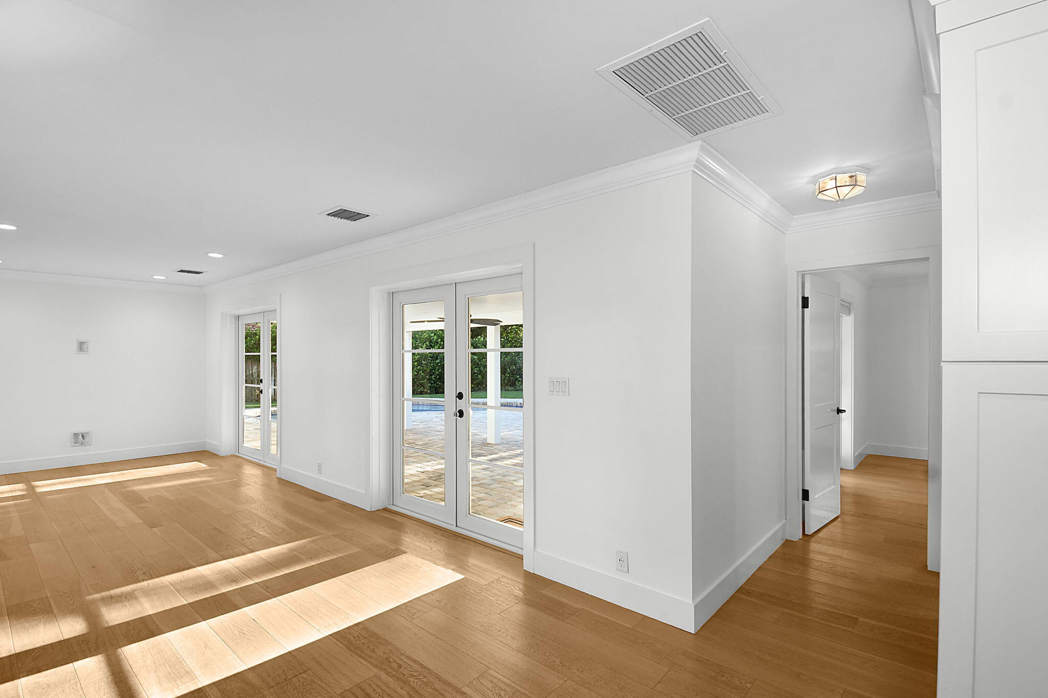 215 GOLFVIEW, Tequesta FL 33469