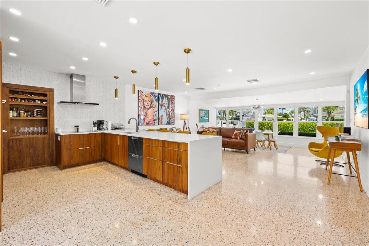 1322 CORDOVA, Fort Lauderdale FL 33316