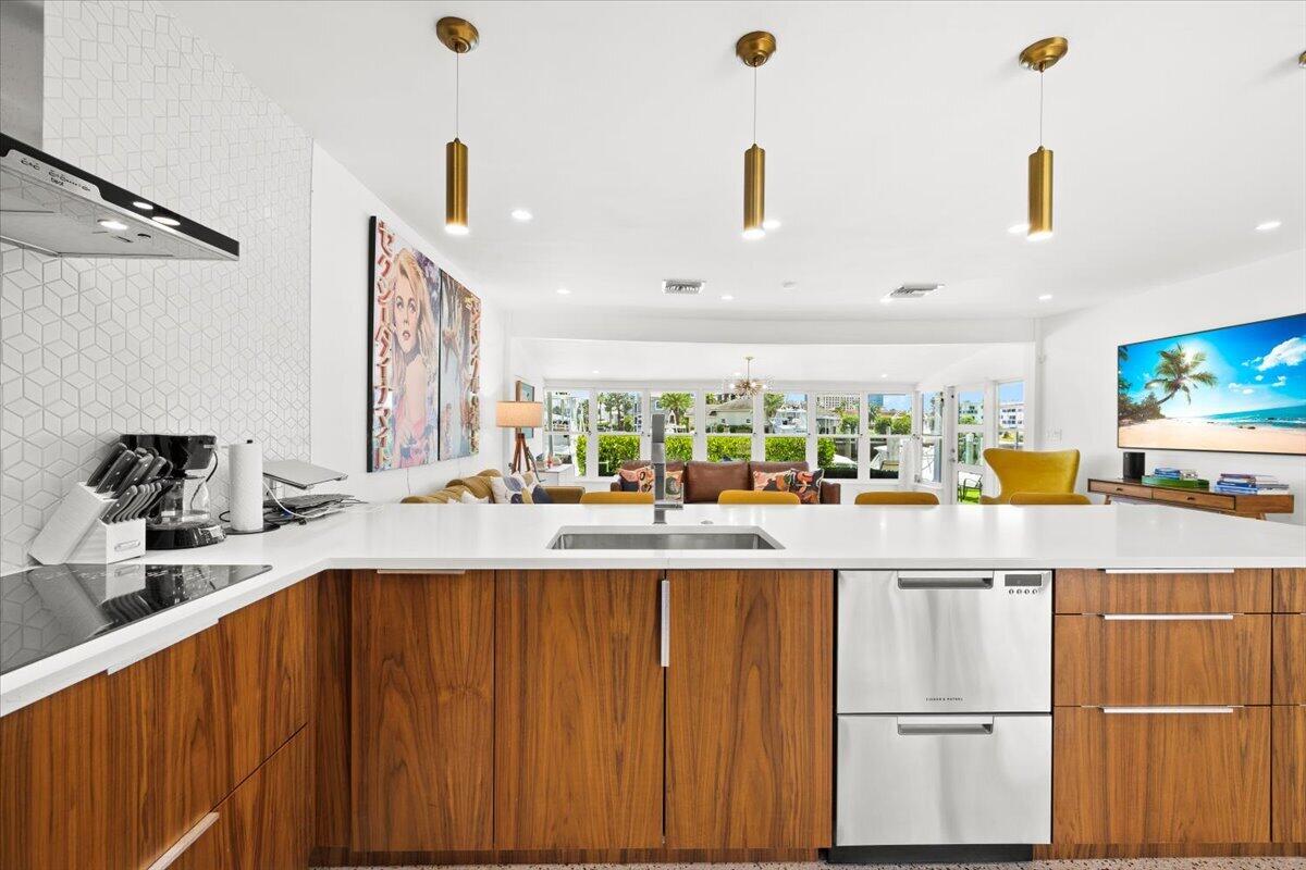 1322 CORDOVA, Fort Lauderdale FL 33316