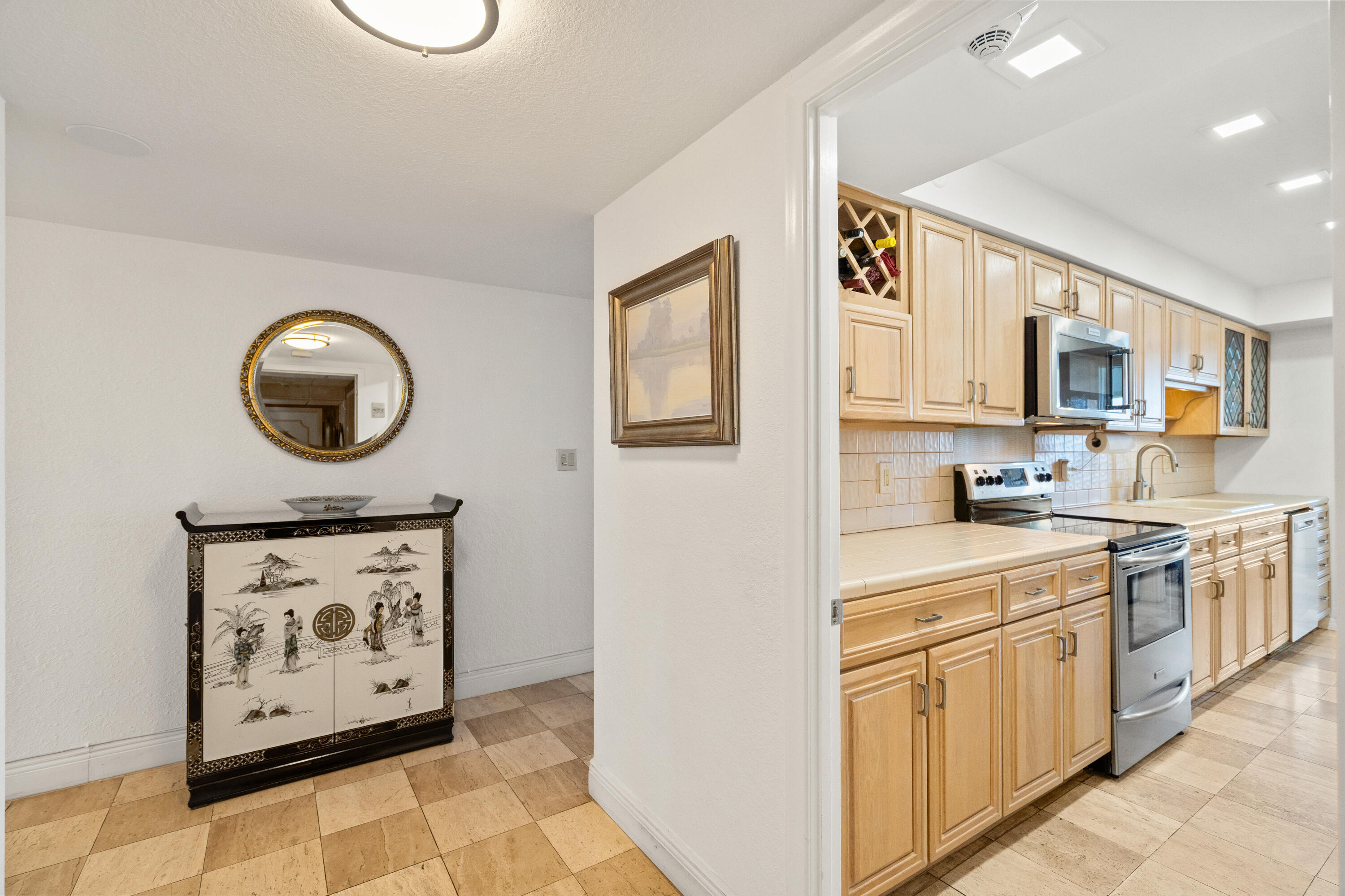 5100 N OCEAN #713, Lauderdale By The Sea FL 33308