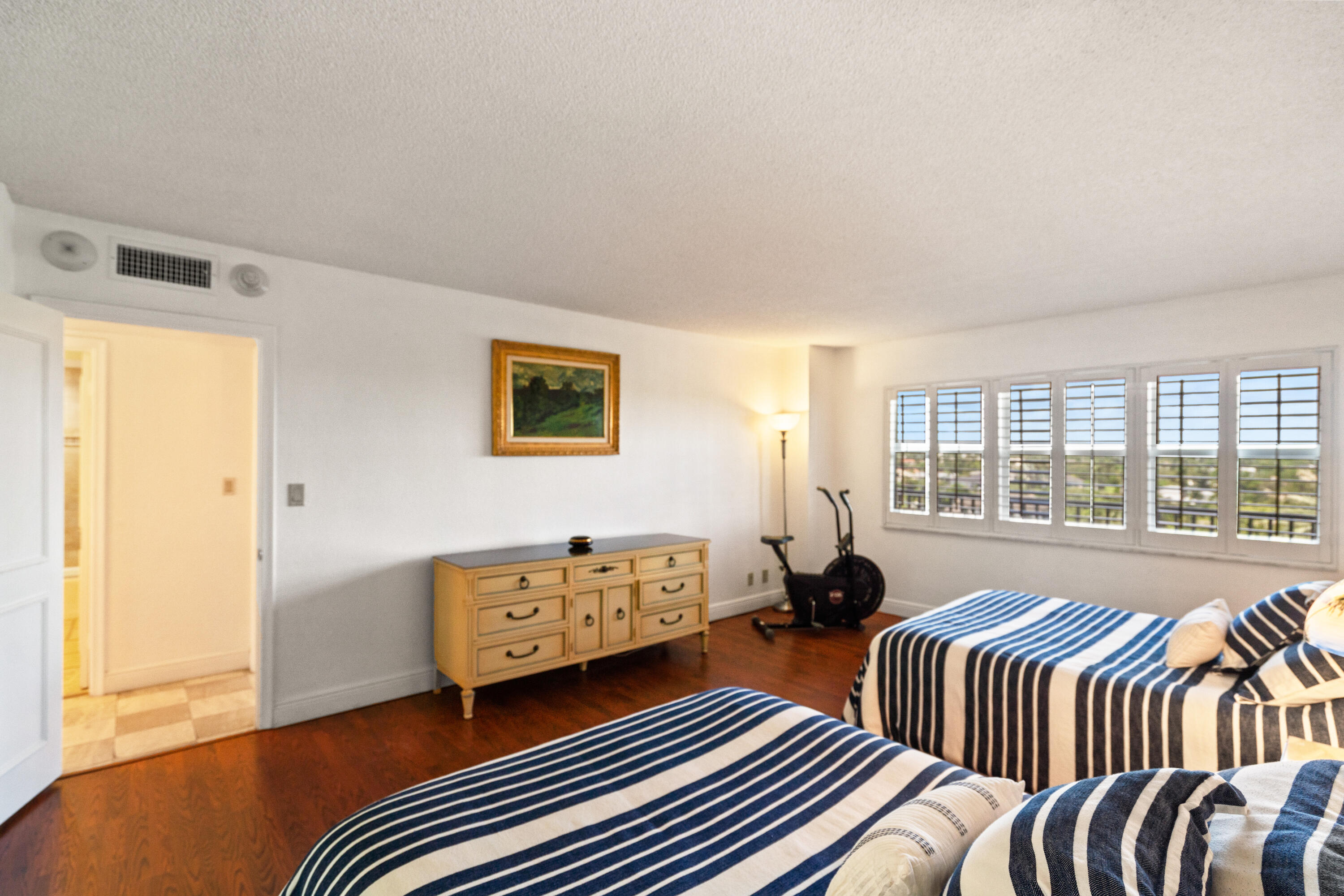 5100 N OCEAN #713, Lauderdale By The Sea FL 33308