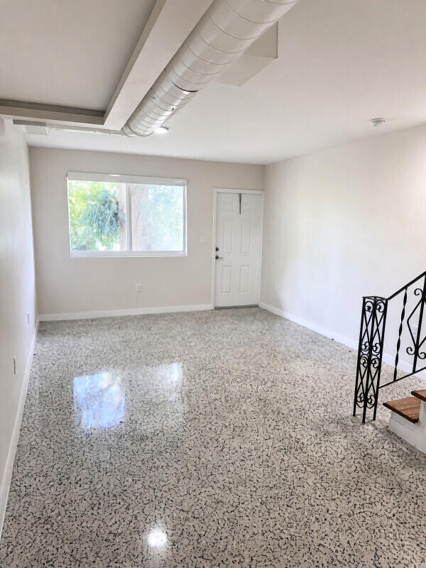1001 NE 80th #3, Miami FL 33138