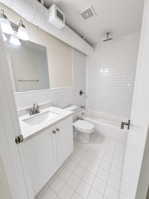 1001 NE 80th #3, Miami FL 33138