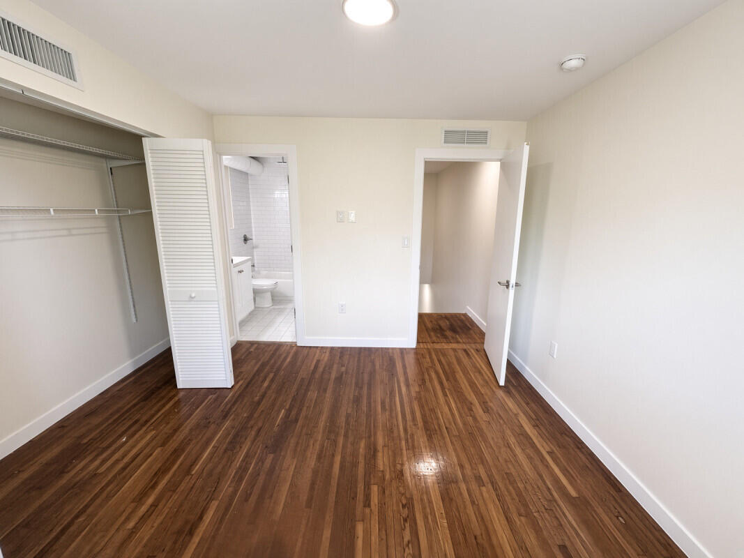 1001 NE 80th #3, Miami FL 33138