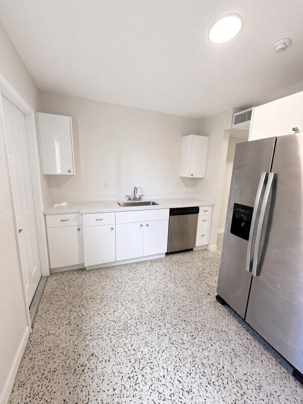 1001 NE 80th #3, Miami FL 33138