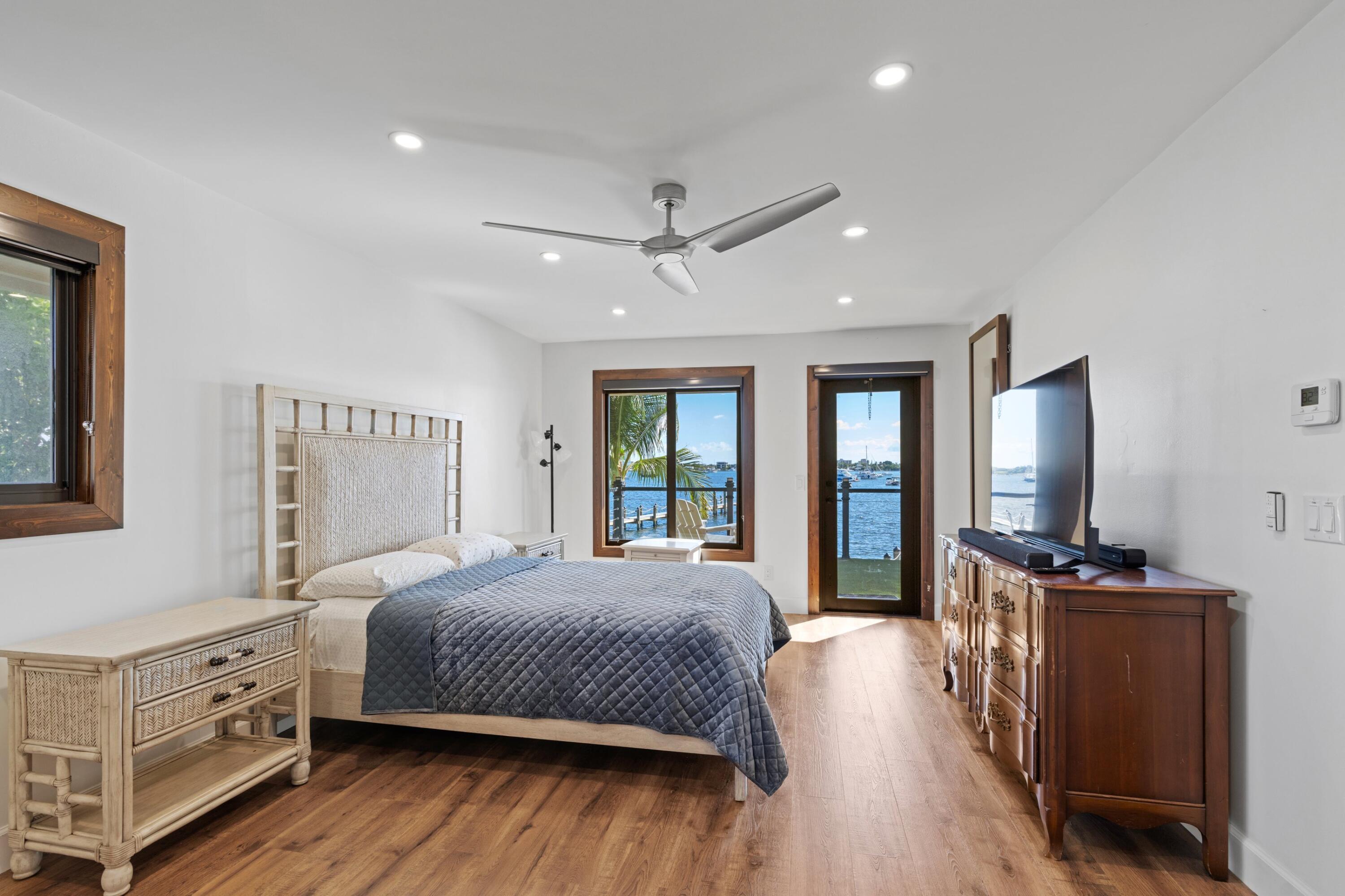 256 E 22nd, Riviera Beach FL 33404