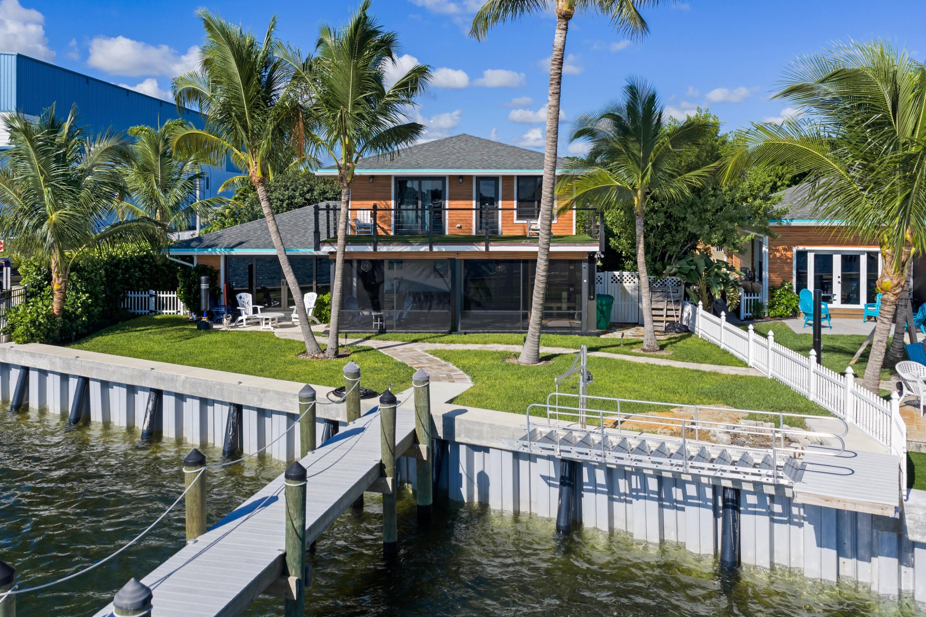 256 E 22nd, Riviera Beach FL 33404
