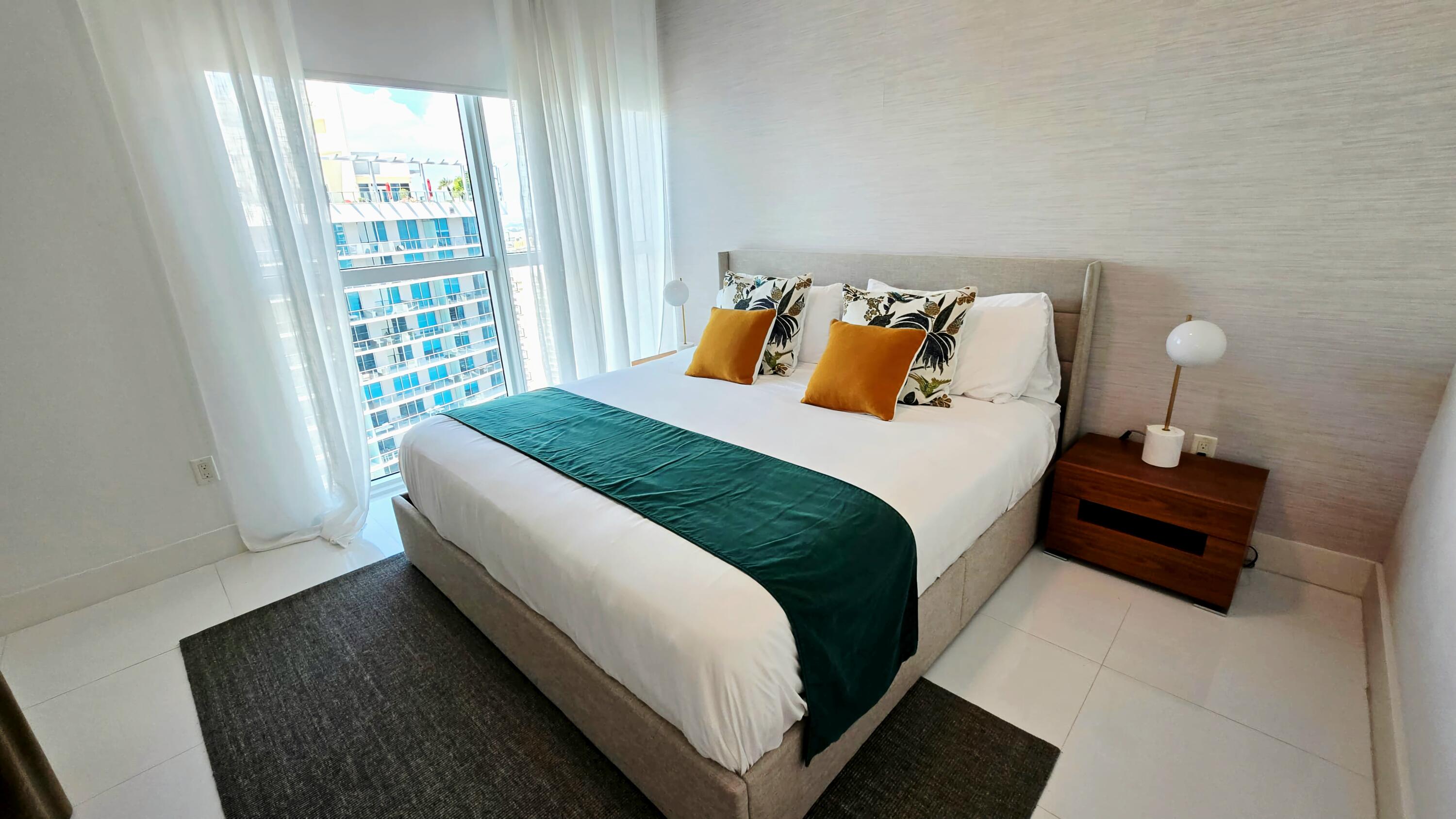1080 Brickell #4207, Miami FL 33131