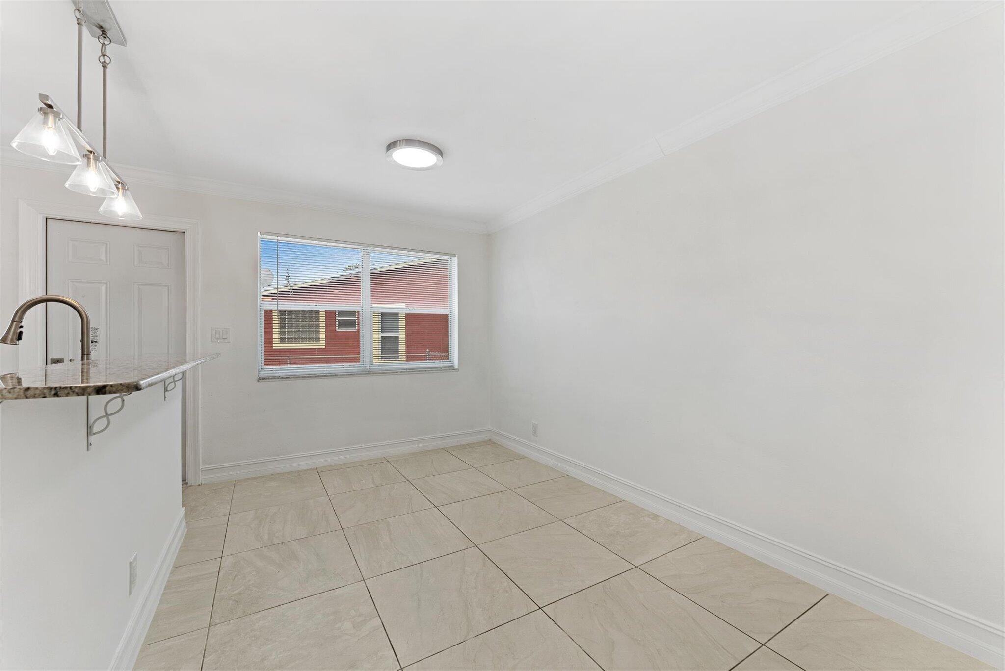 1420 9th, Lake Park FL 33403