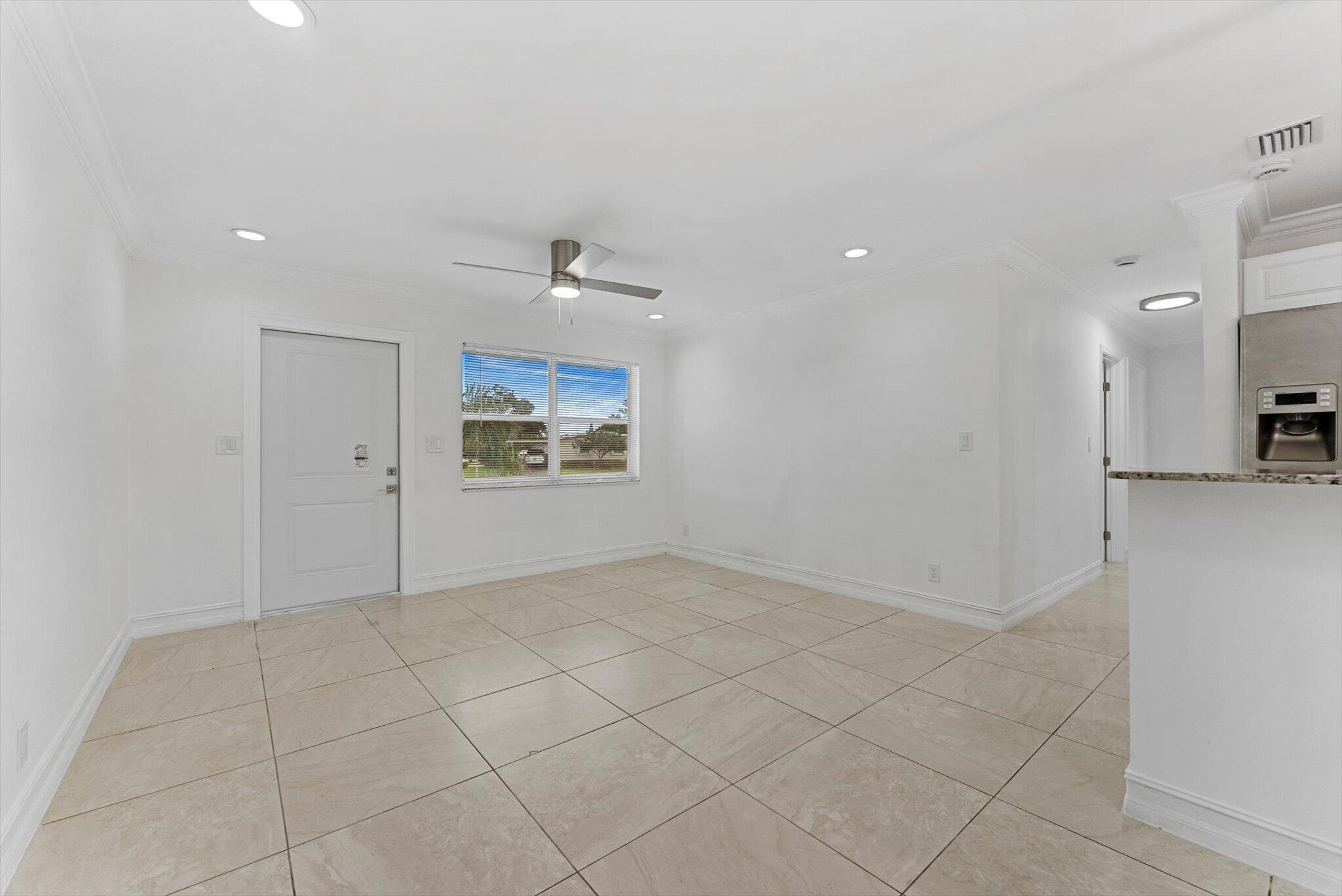 1420 9th, Lake Park FL 33403