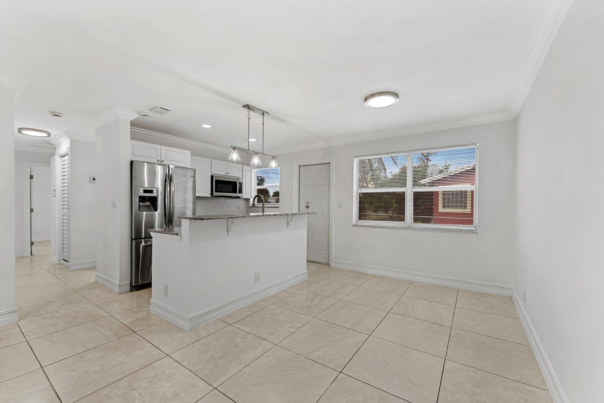 1420 9th, Lake Park FL 33403