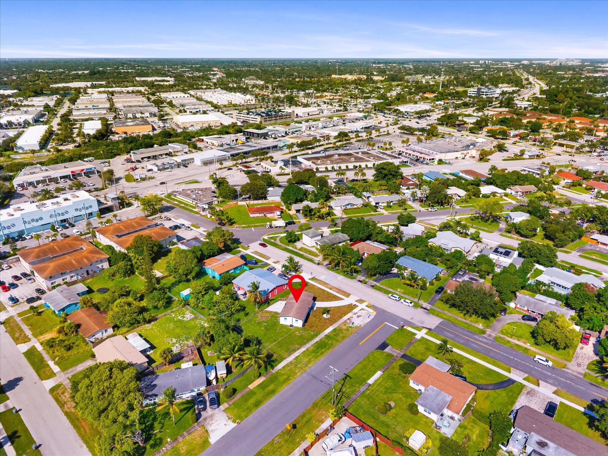 1420 9th, Lake Park FL 33403