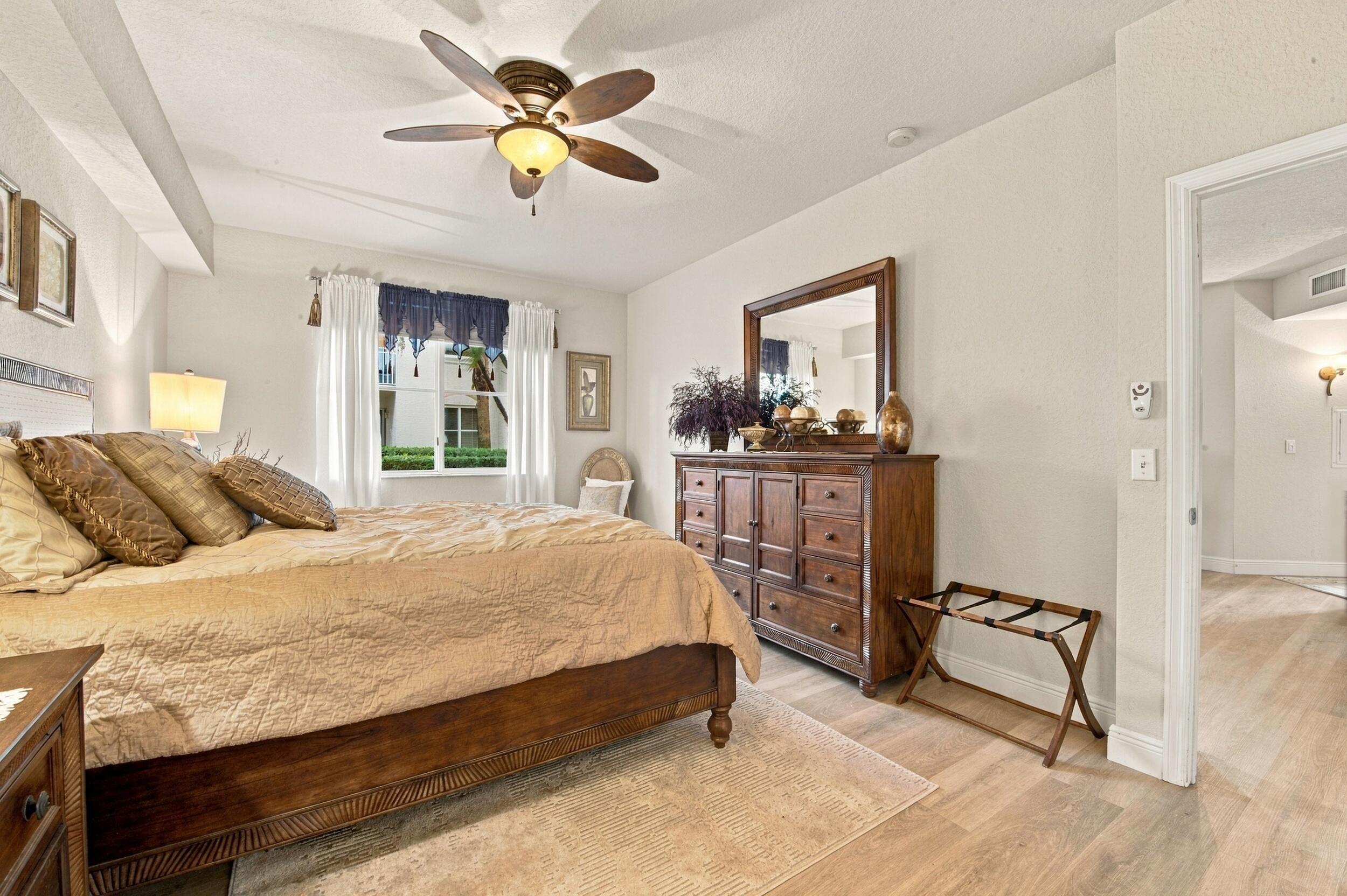 11035 LEGACY #105, Palm Beach Gardens FL 33410