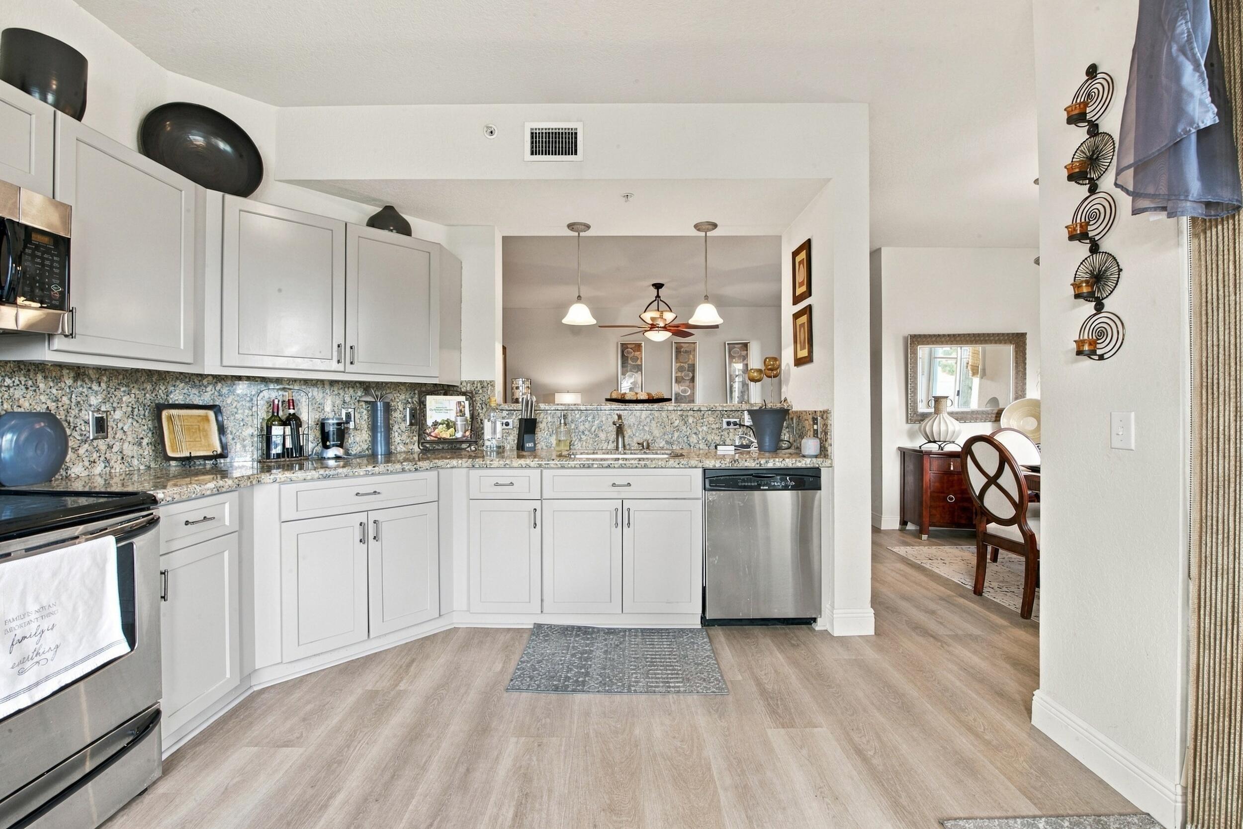 11035 LEGACY #105, Palm Beach Gardens FL 33410