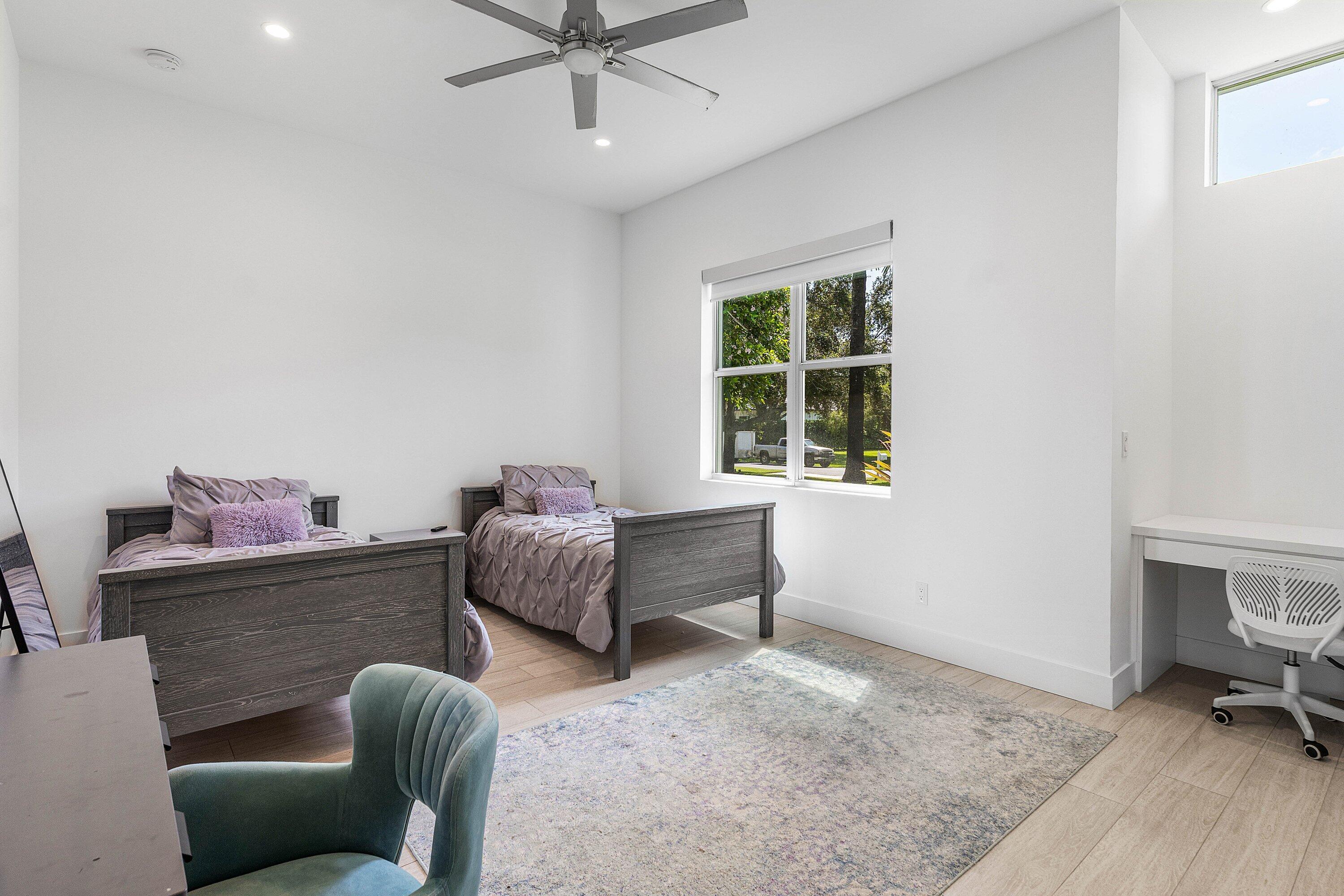 17664 Fieldbrook, Boca Raton FL 33496