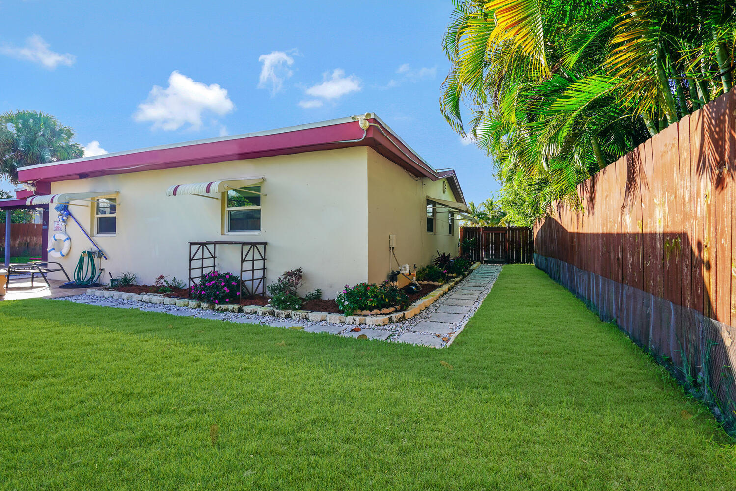 416 LIGHTHOUSE, North Palm Beach FL 33408