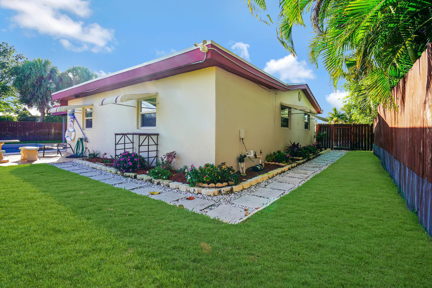416 LIGHTHOUSE, North Palm Beach FL 33408