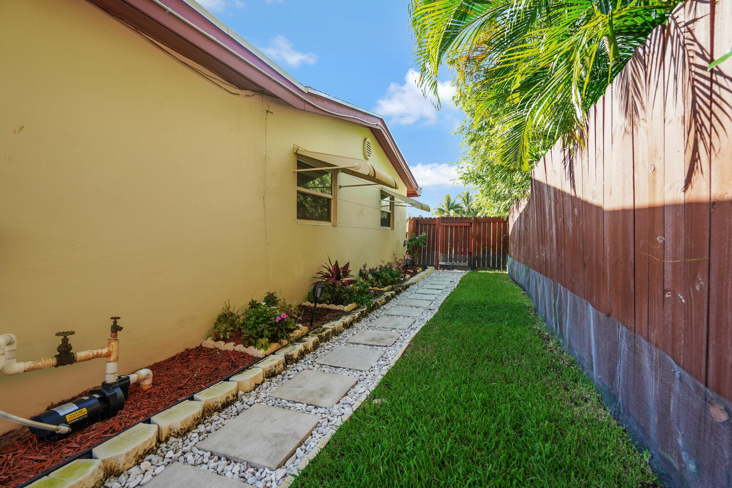 416 LIGHTHOUSE, North Palm Beach FL 33408