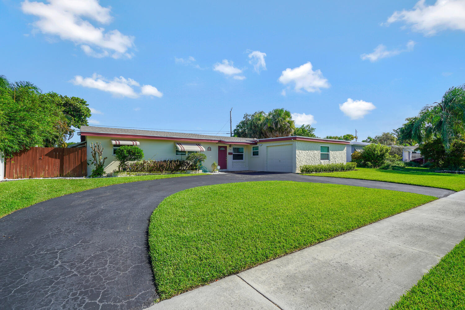 416 LIGHTHOUSE, North Palm Beach FL 33408