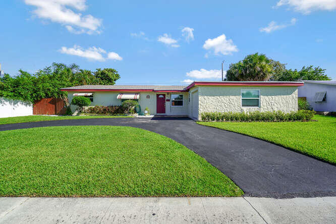416 LIGHTHOUSE, North Palm Beach FL 33408
