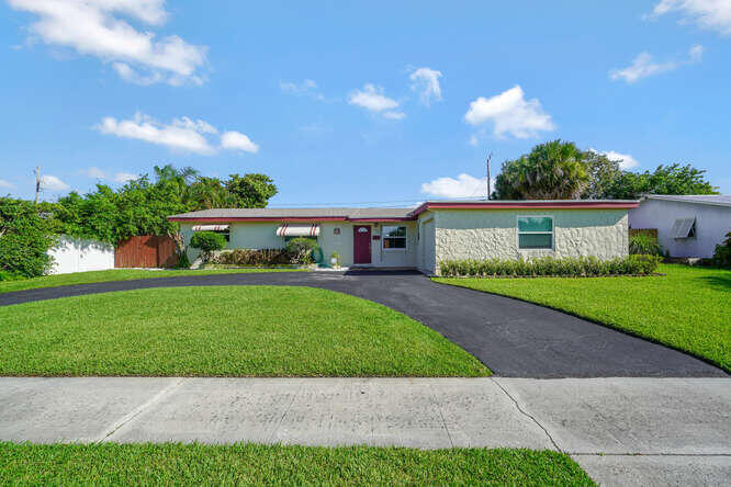 416 LIGHTHOUSE, North Palm Beach FL 33408