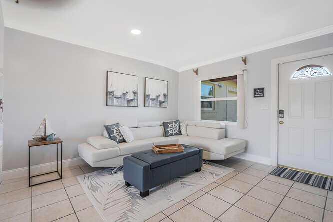 416 LIGHTHOUSE, North Palm Beach FL 33408