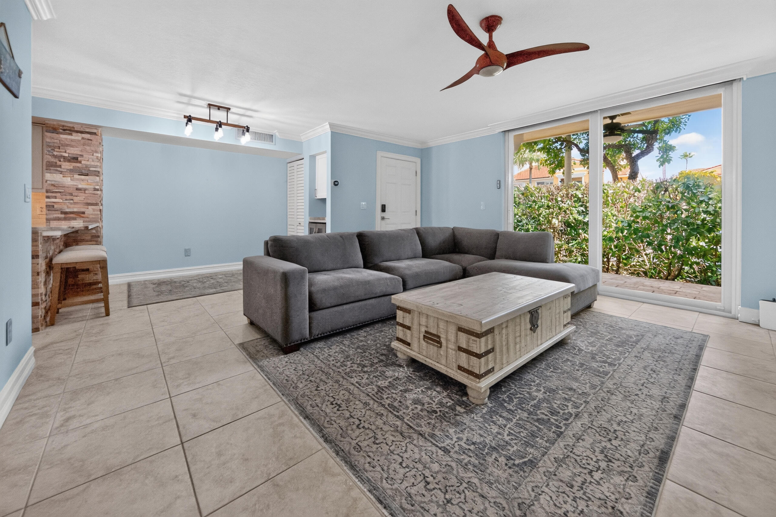 131 Yacht Club #109, Hypoluxo FL 33462