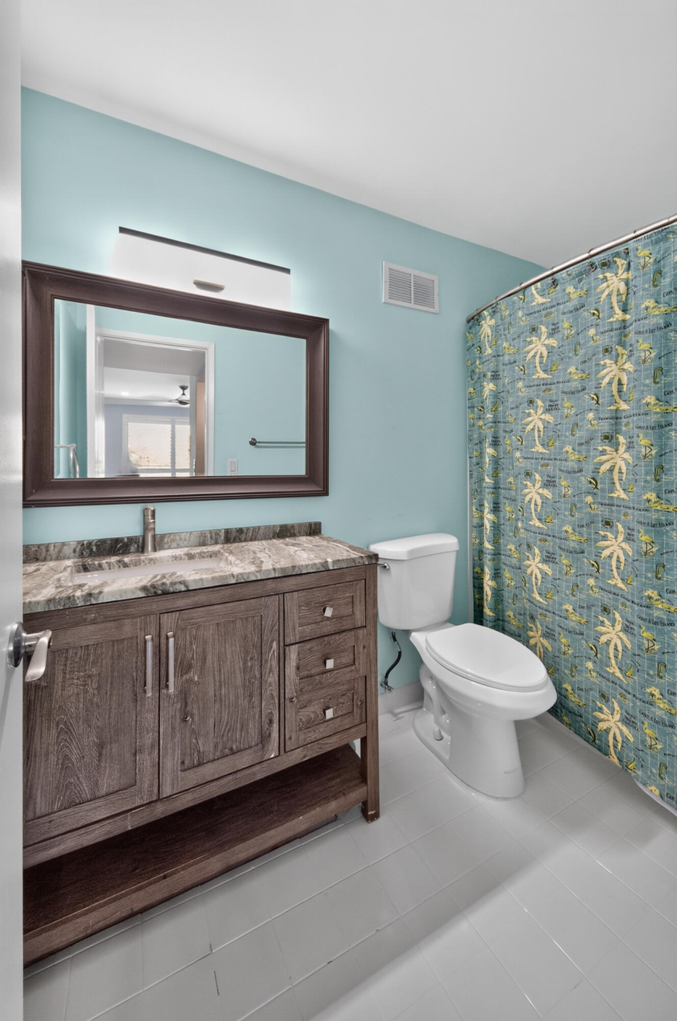 131 Yacht Club #109, Hypoluxo FL 33462